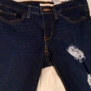 Levis jeans